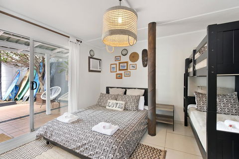 Designer Studios Manly - New Castle Holiday 39