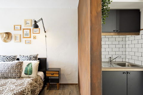 Designer Studios Manly - New Castle Holiday 32