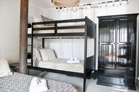 Designer Studios Manly - New Castle Holiday 40