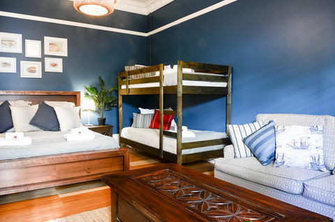 Designer Studios Manly - New Castle Holiday 8