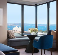 Four Seasons Hotel Sydney - New Castle Holiday