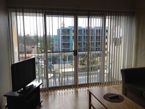 Waterview Apartments - New Castle Holiday 6