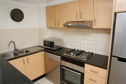 Liv Apartments Haymarket - New Castle Holiday 24