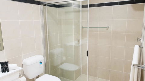 Liv Apartments Haymarket - New Castle Holiday 23