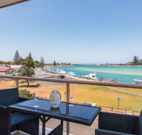 Shoreline 7 with 180 degree water views - New Castle Holiday