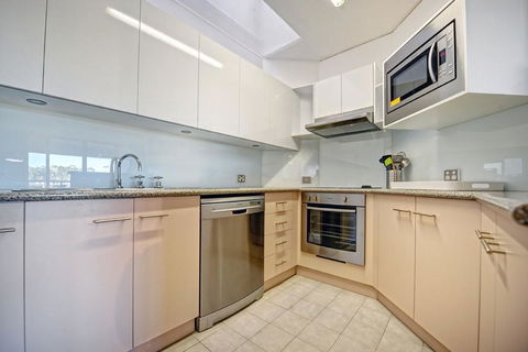 Charlesworth Bay Beach Resort - New Castle Holiday 17