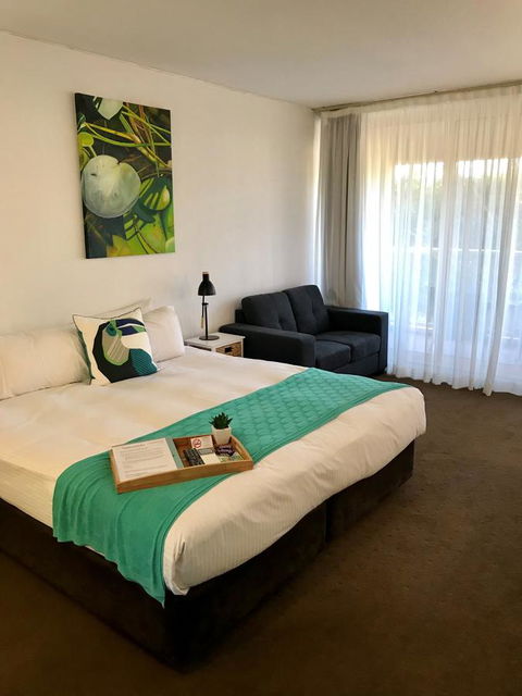 Charlesworth Bay Beach Resort - New Castle Holiday 14