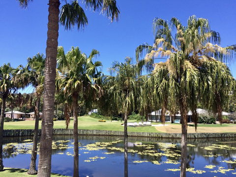 Charlesworth Bay Beach Resort - New Castle Holiday 23