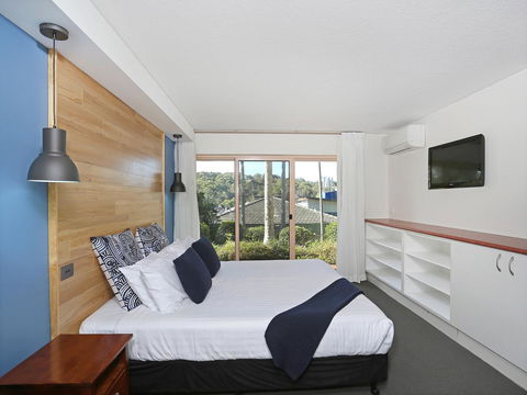 Charlesworth Bay Beach Resort - New Castle Holiday 44