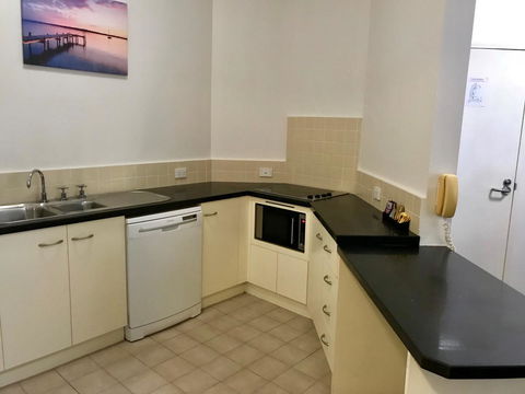 Charlesworth Bay Beach Resort - New Castle Holiday 11