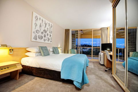 Charlesworth Bay Beach Resort - New Castle Holiday 22
