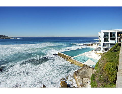 Huge Garden Apartment In The Heart Of Bondi Beach - New Castle Holiday 34