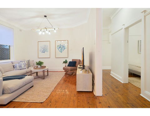 Huge Garden Apartment In The Heart Of Bondi Beach - New Castle Holiday 31
