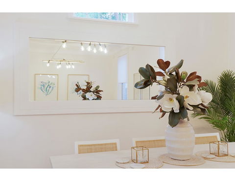 Huge Garden Apartment In The Heart Of Bondi Beach - New Castle Holiday 17