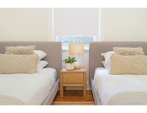 Huge Garden Apartment In The Heart Of Bondi Beach - New Castle Holiday 10