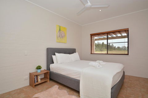 JE Guesthouse, Central To All The Hunter Valley Has To Offer - New Castle Holiday 25