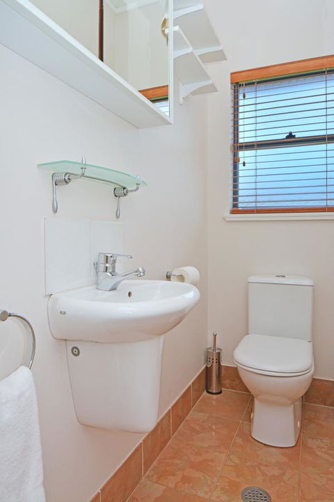 JE Guesthouse, Central To All The Hunter Valley Has To Offer - New Castle Holiday 19