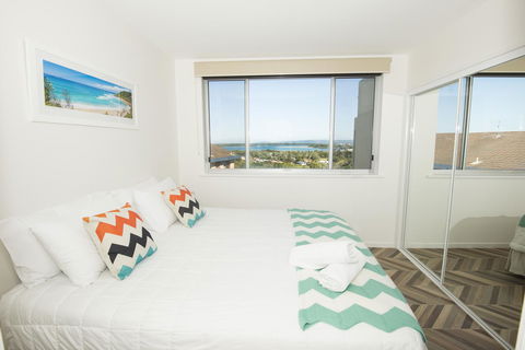 Grandview Apartments - New Castle Holiday 9