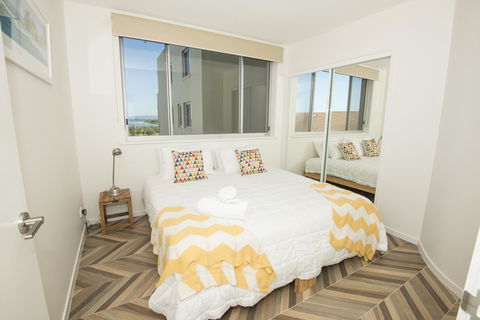 Grandview Apartments - New Castle Holiday 27