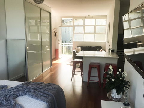 Woollahra Gem, Spectacular Views And Garden Paradise - New Castle Holiday 14