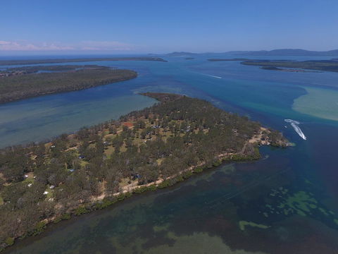 Lani\'s Holiday Island - New Castle Holiday 0