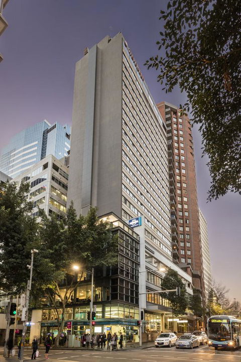 Novotel Sydney City Centre - New Castle Holiday 1