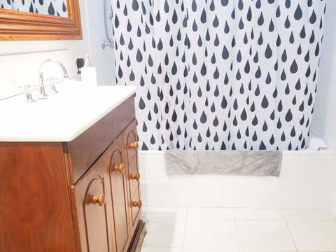 Lark Cottage - New Castle Holiday 11