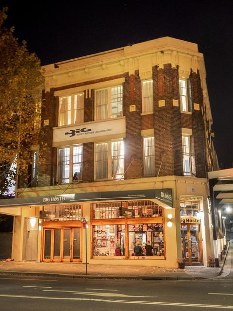 Big Backpackers Hostel - New Castle Holiday 0