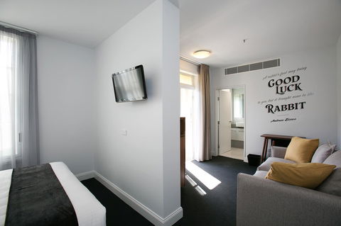 The Lucky Hotel - New Castle Holiday 29