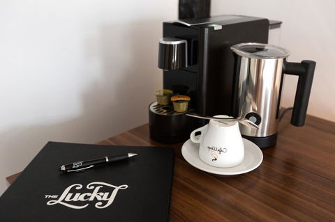 The Lucky Hotel - New Castle Holiday 9