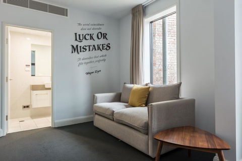 The Lucky Hotel - New Castle Holiday 23