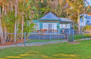 Book Marks Point Accommodation New Castle Holiday New Castle Holiday