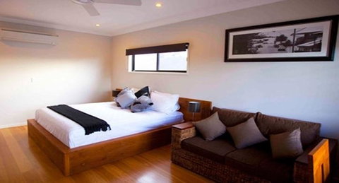 Aabi's At Byron - New Castle Holiday 24