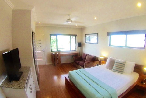 Aabi's At Byron - New Castle Holiday 3