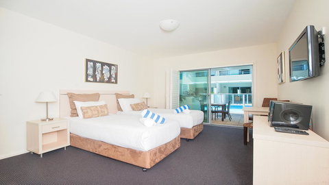 Pacific Blue, Salamander Bay - New Castle Holiday 7