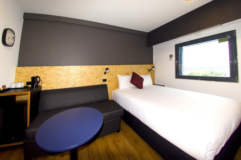 Ibis Budget Sydney East - New Castle Holiday 24