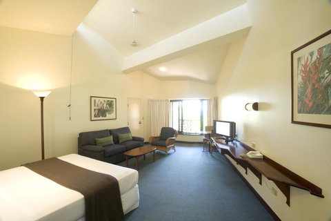 Beach Hotel Resort - New Castle Holiday 24