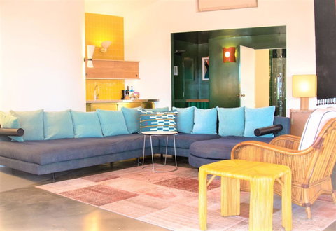 Beach Hotel Resort - New Castle Holiday 15