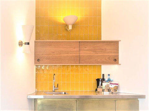 Beach Hotel Resort - New Castle Holiday 16