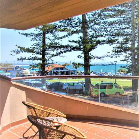 Beach Hotel Resort - New Castle Holiday 18