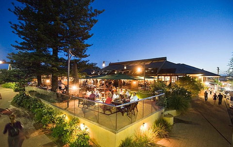 Beach Hotel Resort - New Castle Holiday 26