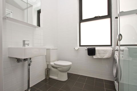 The Star Apartments - New Castle Holiday 24