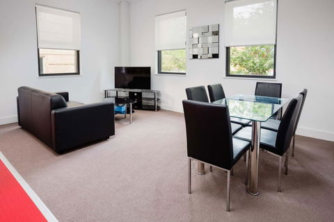 The Star Apartments - New Castle Holiday 5