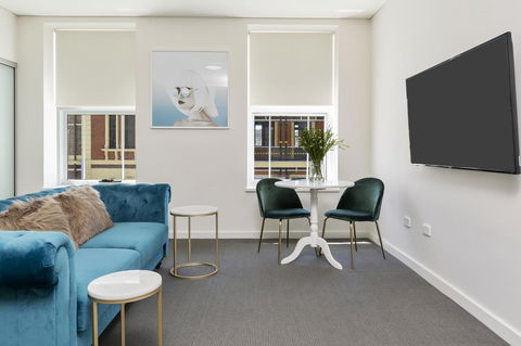 Terminus Apartment Hotel, Ascend Hotel Collection - New Castle Holiday 2