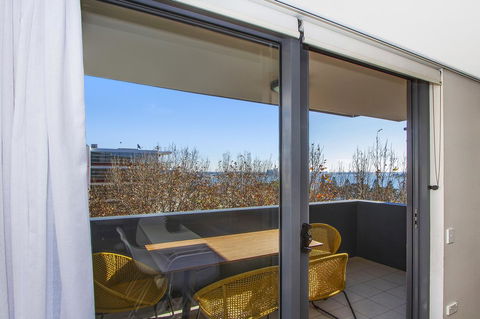 Terminus Apartment Hotel, Ascend Hotel Collection - New Castle Holiday 18