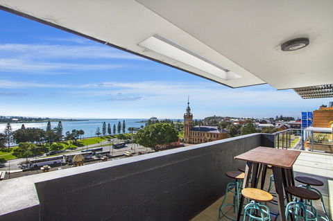 Terminus Apartment Hotel, Ascend Hotel Collection - New Castle Holiday 21