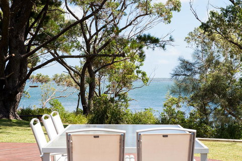 By The Beach B&B Self Contained Apartments - New Castle Holiday 1