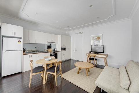 Regents Court Sydney - New Castle Holiday 9