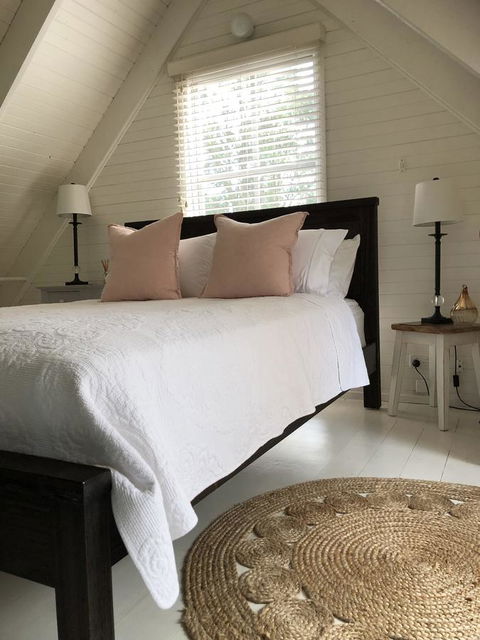 Arcadia - The Barn Cottage & Rosehill Cottage - New Castle Holiday 5