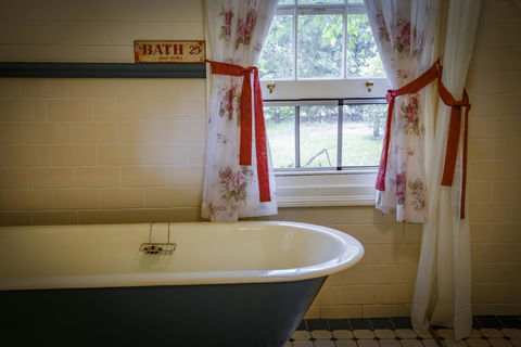 Arcadia - The Barn Cottage & Rosehill Cottage - New Castle Holiday 18